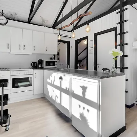 Elisabeta - 28km From The Sea By Interhome Vakantiehuis *