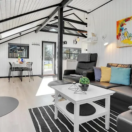 Elisabeta - 28km From The Sea By Interhome *