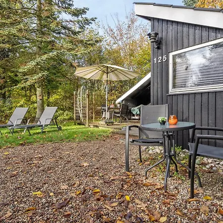 Elisabeta - 28km From The Sea By Interhome